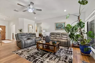 376 Alta Vista Dr, Bastrop, TX 78602 - Photo 7