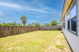 11724 Saddle Rock Dr, Austin, TX 78725 - Photo 27