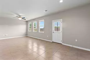 11724 Saddle Rock Dr, Austin, TX 78725 - Photo 7