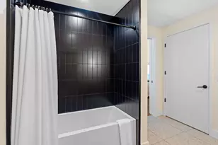 48 East Ave, Austin, TX 78701 - Photo 27