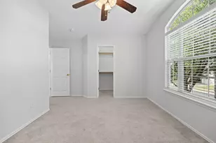 2633 Bolton St, Austin, TX 78748 - Photo 21