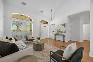 2633 Bolton St, Austin, TX 78748 - Photo 3