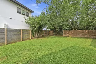 1406 Camelot Cir, Austin, TX 78745 - Photo 29
