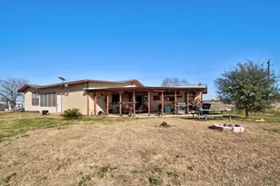 1017 US Hwy 87 E, Smiley, TX 78159 - Photo 27