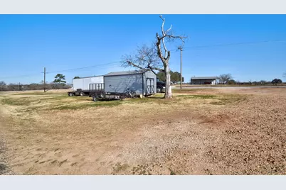 1017 US Highway 87 E, Smiley, TX 78159 - Photo 29