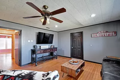 1017 US Highway 87 E, Smiley, TX 78159 - Photo 5