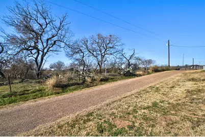 1017 US Highway 87 E, Smiley, TX 78159 - Photo 25