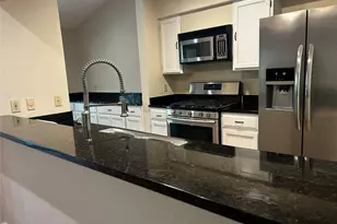 3839 Dry Creek Dr, Austin, TX 78731 - Photo 5