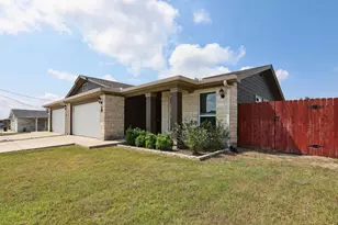 20111 Travis Dr, Lago Vista, TX 78645 - Photo 3