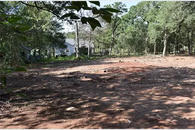 276 Arrowhead Drive, Smithville, TX 78957 - Photo 5