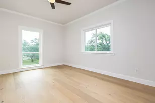 701 Oakwood Ln, Dripping Springs, TX 78620 - Photo 17