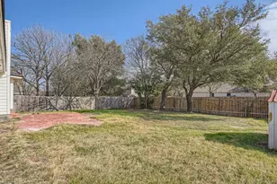811 Canyon Bend Rd, Pflugerville, TX 78660 - Photo 11