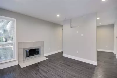 935 La Posada Drive #142, Austin, TX 78752 - Photo 7