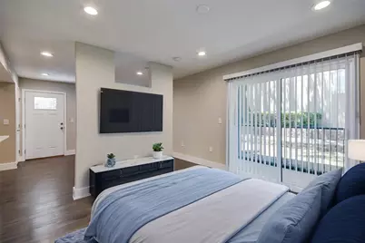 935 La Posada Drive #142, Austin, TX 78752 - Photo 3