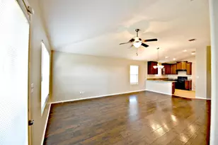 17708 Bridgefarmer Blvd, Pflugerville, TX 78660 - Photo 5
