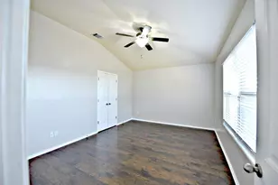 17708 Bridgefarmer Blvd, Pflugerville, TX 78660 - Photo 9