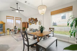 177 Kipahulu Dr, Bastrop, TX 78602 - Photo 5