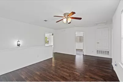 4600 Cottonwood Street, Austin, TX 78744 - Photo 15