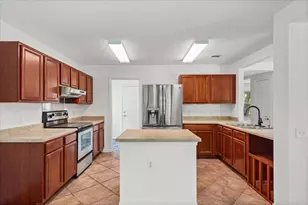 4600 Cottonwood St, Austin, TX 78744 - Photo 1