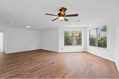 4600 Cottonwood Street, Austin, TX 78744 - Photo 15