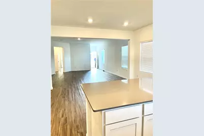 101 Blue Blaze Trail, Georgetown, TX 78628 - Photo 5