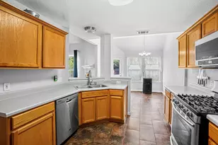 112 Dogwood Dr, Georgetown, TX 78626 - Photo 15