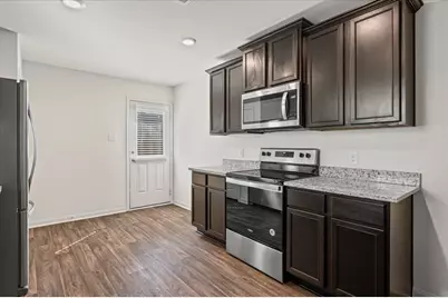 19012 Speculator Lane, Elgin, TX 78621 - Photo 13