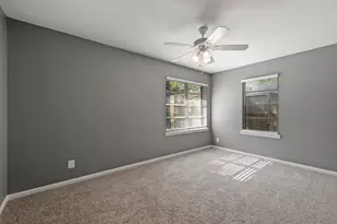 2411 S 6th St, Austin, TX 78704 - Photo 17