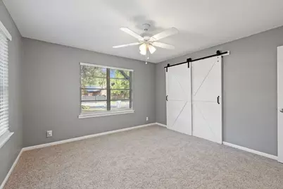 2411 S 6th Street, Austin, TX 78704 - Photo 23