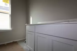 19916 Schatz Wy, Manor, TX 78653 - Photo 7