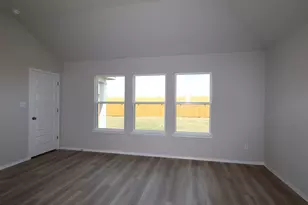 19916 Schatz Wy, Manor, TX 78653 - Photo 7