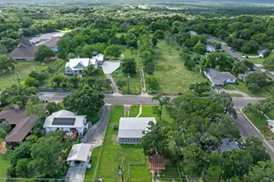 107 W Holland St, San Marcos, TX 78666 - Photo 23