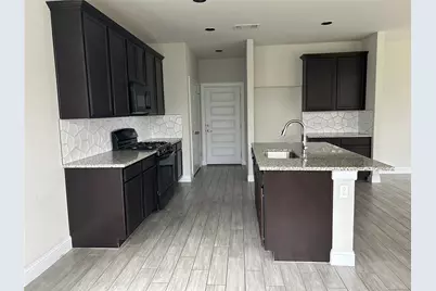 2800 Joe Dimaggio Boulevard #87, Round Rock, TX 78665 - Photo 11