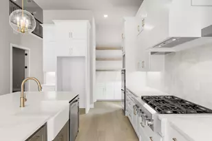 117 Burke St, Liberty Hill, TX 78642 - Photo 13