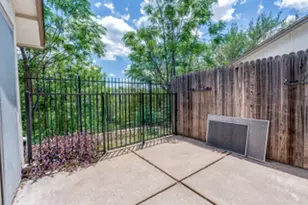 6910 Hart Ln, Austin, TX 78731 - Photo 9