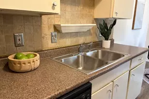 6910 Hart Ln, Austin, TX 78731 - Photo 27