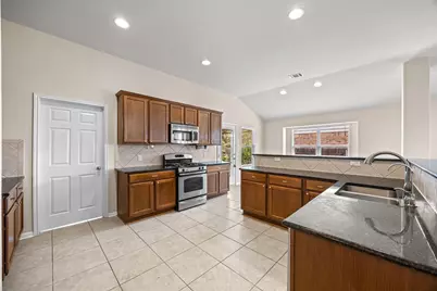 135 Justin Leonard Drive, Round Rock, TX 78664 - Photo 13