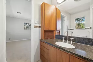 6105 Oakclaire Dr, Austin, TX 78735 - Photo 5