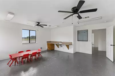 1024 S Guadalupe Street, Lockhart, TX 78644 - Photo 11