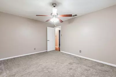 7204 Towering Oaks Drive, Austin, TX 78745 - Photo 13