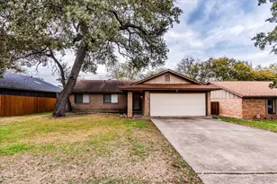 7204 Towering Oaks Dr, Austin, TX 78745 - Photo 21