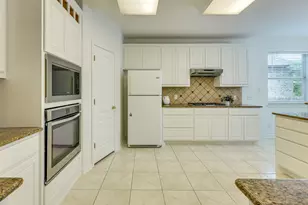 5709 Tahoma Pl, Austin, TX 78759 - Photo 17