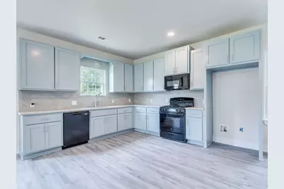 411 S Avenue B, Elgin, TX 78621 - Photo 7