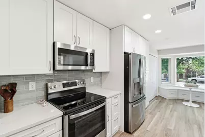 11002 Sierra Verde Trail, Austin, TX 78759 - Photo 13