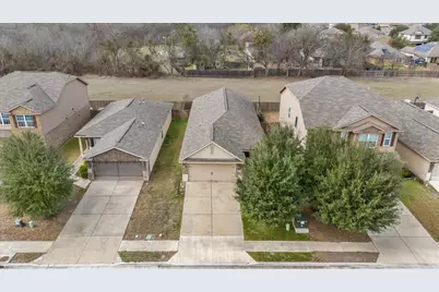 1672 Treeta Trail, Kyle, TX 78640 - Photo 31