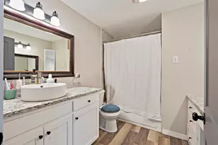 1105 County Rd 422, Bartlett, TX 76511 - Photo 17