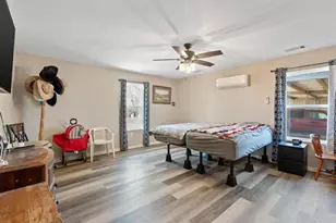 1105 County Rd 422, Bartlett, TX 76511 - Photo 11