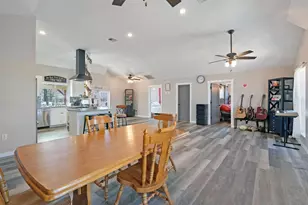 1105 County Rd 422, Bartlett, TX 76511 - Photo 9