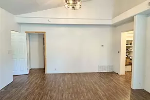 14510 Summit View Dr, Leander, TX 78641 - Photo 19