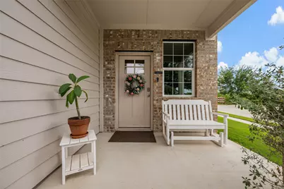 13901 Macquarie Drive, Pflugerville, TX 78660 - Photo 5